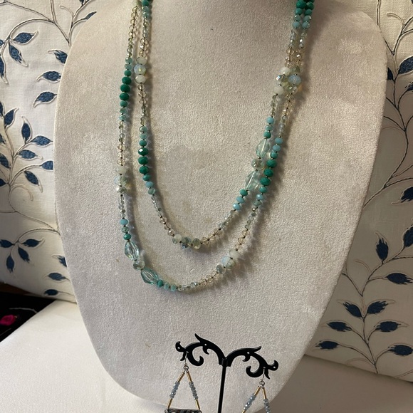 Elegant Multi-Strand Beaded Necklace - Turquoise and Silver
